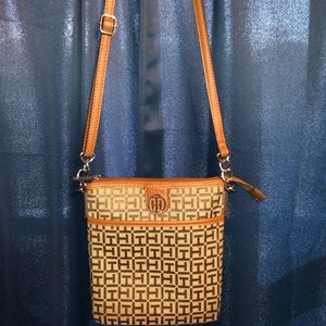 Tommy Hilfiger Cross Body Purse
